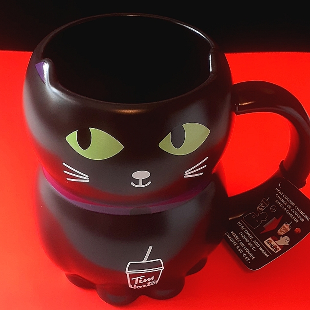 NWT 2025 Tim Hortons Heat Changing Kitty Cat 20 Oz. (2) Available